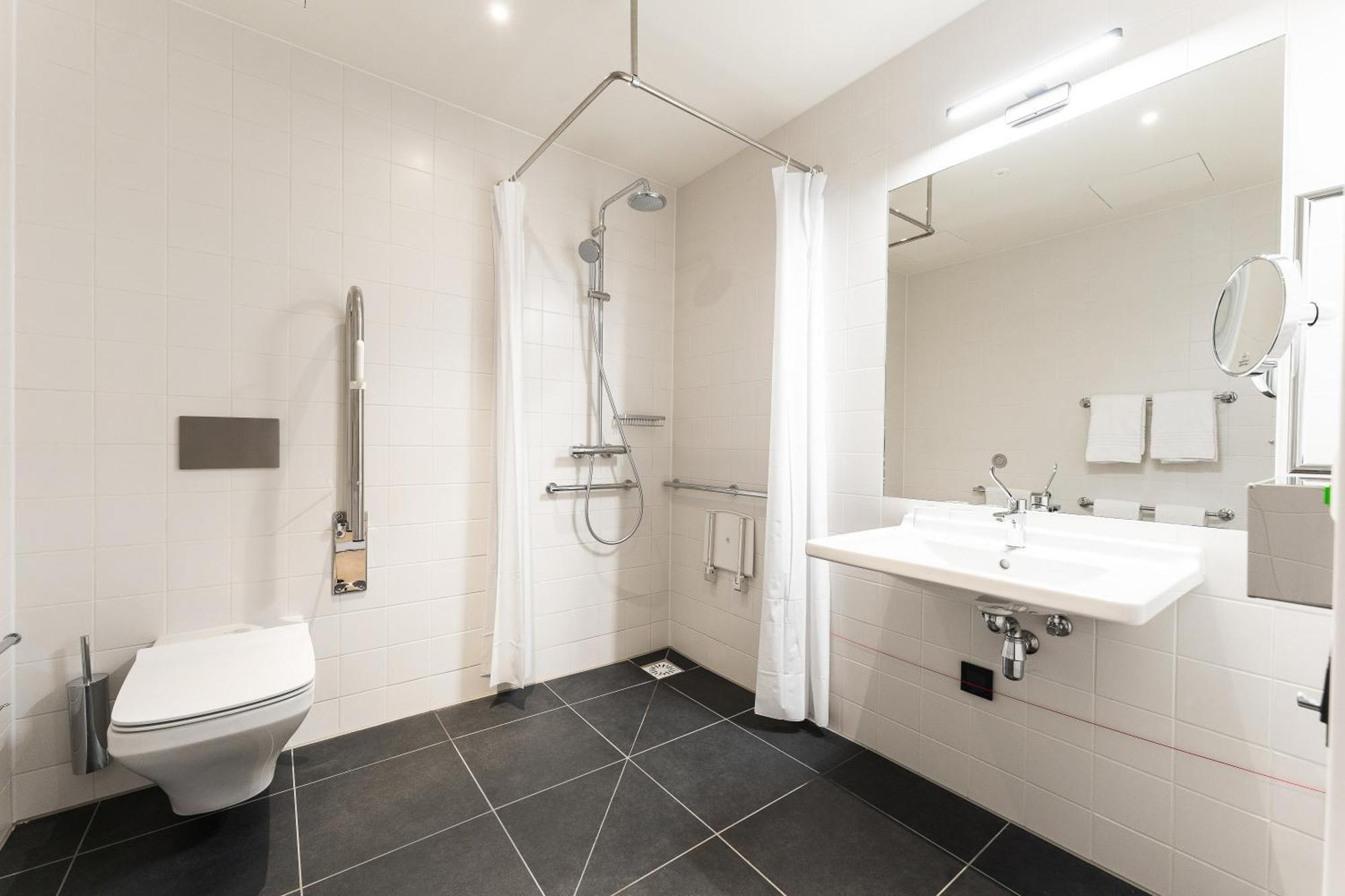 Intercityhotel Leiden Dış mekan fotoğraf